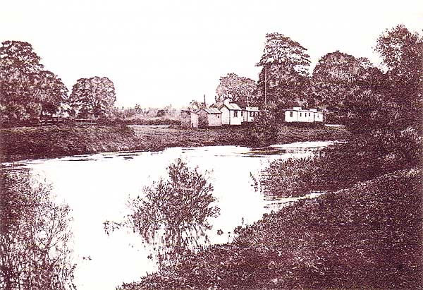 Bangor-on-Dee Boathouses